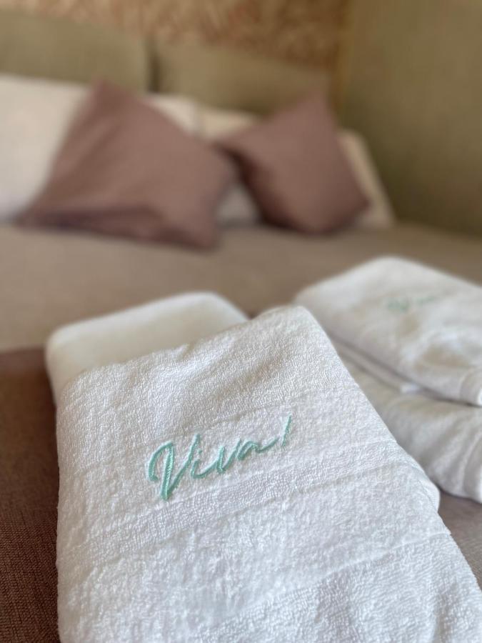 Viva Suitesboat Botel